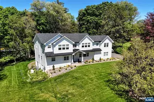 17 Grandview Ave, Upper Saddle River, NJ 07458 - Photo 4