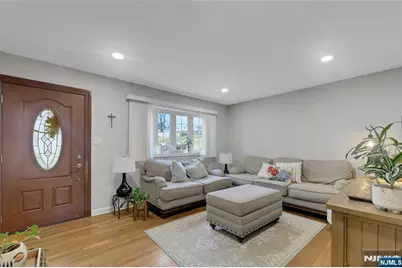 25 Veterans Place, North Arlington, NJ 07031 - Photo 8