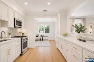 649 8th St, Carlstadt, NJ 07072 - Photo 20