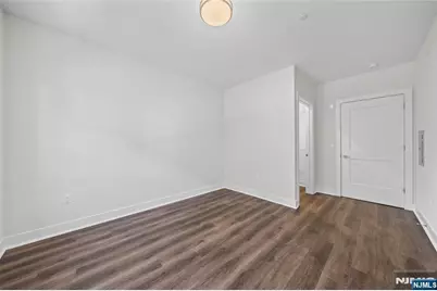313 Woodland Place 307 #307, Leonia, NJ 07605 - Photo 10