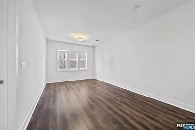 313 Woodland Place 307 #307, Leonia, NJ 07605 - Photo 8