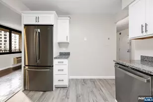 326 Prospect Ave 6J, Hackensack, NJ 07601 - Photo 4