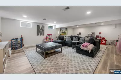 110 Ackerman Avenue, Ho Ho Kus, NJ 07423 - Photo 20
