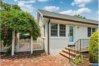 110 Ackerman Avenue, Ho Ho Kus, NJ 07423 - Photo 26