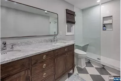 110 Ackerman Avenue, Ho Ho Kus, NJ 07423 - Photo 18