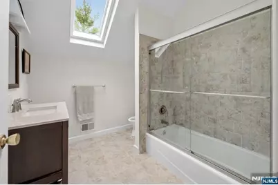 37 Berkshire Road, Woodcliff Lake, NJ 07677 - Photo 20