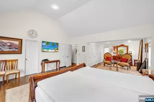 37 Berkshire Rd, Woodcliff Lake, NJ 07677 - Photo 12