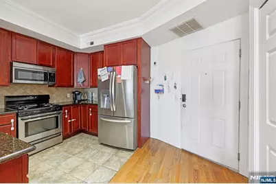 15-19 Tichenor 407 #407, Newark, NJ 07112 - Photo 10