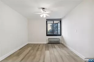 200 Winston 121, Cliffside Park, NJ 07010 - Photo 10