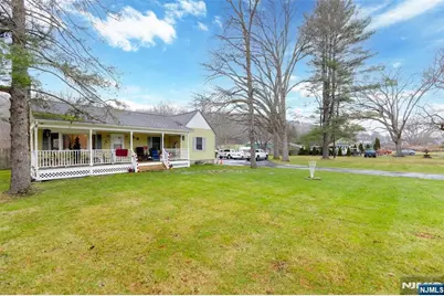 946 State Rt 23, Sussex, NJ 07461 - Photo 2