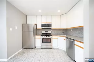 54 Chestnut St, Weehawken, NJ 07086 - Photo 18