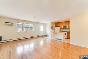54 Chestnut St, Weehawken, NJ 07086 - Photo 6