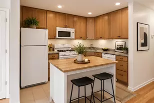 54 Chestnut St, Weehawken, NJ 07086 - Photo 4