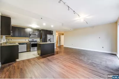 29 1st Street 508 #508, Hackensack, NJ 07601 - Photo 4