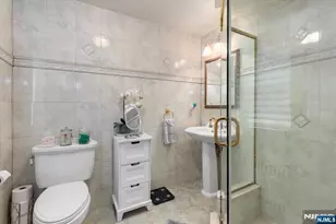 84 Raymond Ave, Rutherford, NJ 07070 - Photo 24