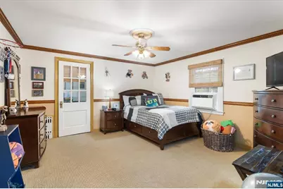 84 Raymond Avenue, Rutherford, NJ 07070 - Photo 26