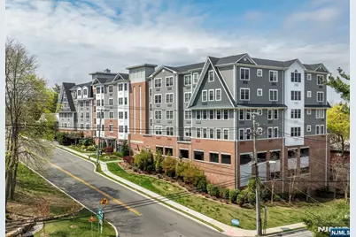 1685 Bergen Boulevard 511 #511, Fort Lee, NJ 07024 - Photo 2