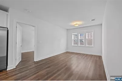 313 Woodland Place 104 #104, Leonia, NJ 07605 - Photo 10