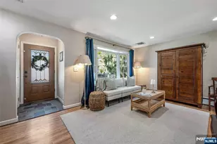 114 Summit Ave, Waldwick, NJ 07463 - Photo 4