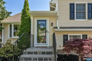 114 Summit Ave, Waldwick, NJ 07463 - Photo 2