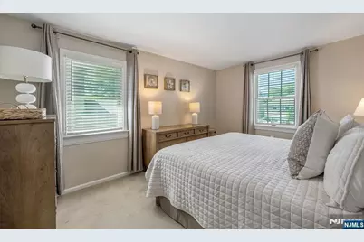 114 Summit Avenue, Waldwick, NJ 07463 - Photo 14