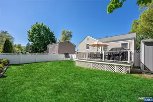 114 Summit Ave, Waldwick, NJ 07463 - Photo 26