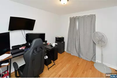 41 New York Avenue, Bergenfield, NJ 07621 - Photo 4