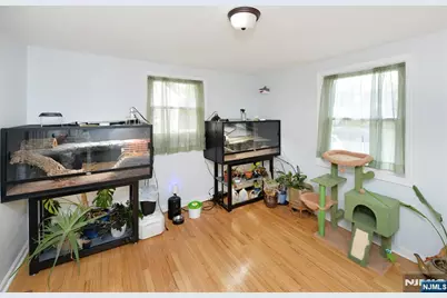 41 New York Avenue, Bergenfield, NJ 07621 - Photo 6
