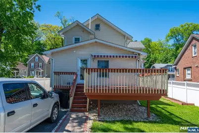 690 Garden Street, Maywood, NJ 07607 - Photo 46