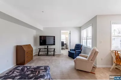 81 Park Edge 2K #2K, Berkeley Heights Township, NJ 07922 - Photo 12