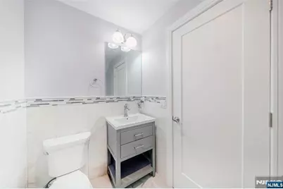 446 Elizabeth Street, Fort Lee, NJ 07024 - Photo 14