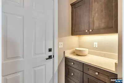 137 Aspen Drive, Cedar Grove, NJ 07009 - Photo 16