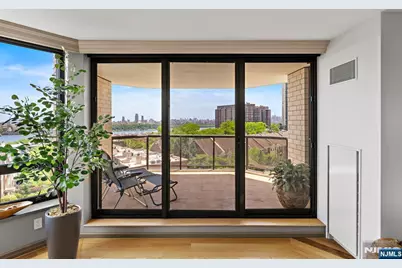 900 Palisade Avenue 6G #6G, Fort Lee, NJ 07024 - Photo 10