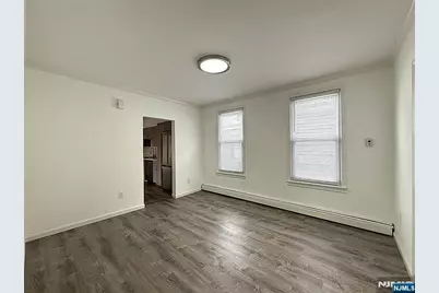 189 William Street, Belleville, NJ 07109 - Photo 2