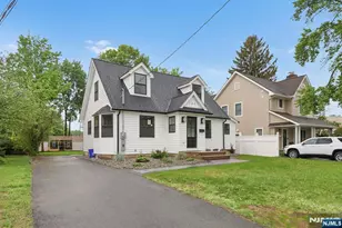 134 Johnson Ave, Mahwah, NJ 07430 - Photo 2