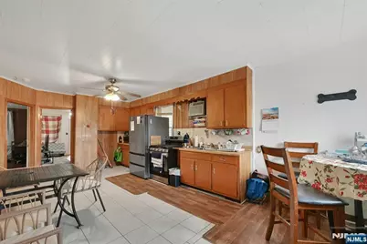 225 Palmer Street, Elizabeth, NJ 07202 - Photo 2