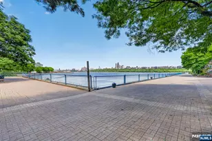502 Livingston Ct N502, Edgewater, NJ 07020 - Photo 26