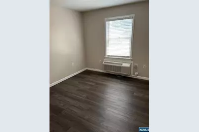 24 S William Street 302 #302, Bergenfield, NJ 07621 - Photo 8