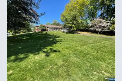 1027 Westwood Avenue, Old Tappan, NJ 07675 - Photo 2