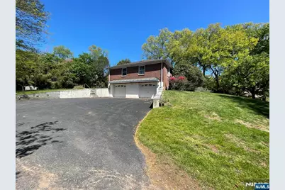 1027 Westwood Avenue, Old Tappan, NJ 07675 - Photo 6