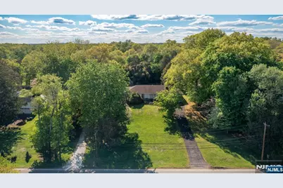 1027 Westwood Avenue, Old Tappan, NJ 07675 - Photo 12