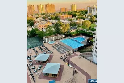 2000 Linwood 14 0 #14 0, Fort Lee, NJ 07024 - Photo 46