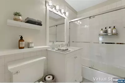 2000 Linwood 14 0 #14 0, Fort Lee, NJ 07024 - Photo 6