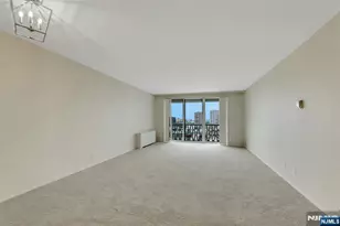 2000 Linwood 14 0, Fort Lee, NJ 07024 - Photo 12