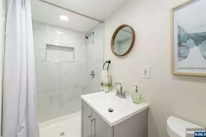 384 Essex Avenue, Bloomfield, NJ 07003 - Photo 32