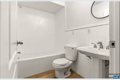 18 Kinney Street, Newark, NJ 07102 - Photo 10