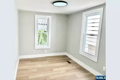 181 Washington Street, Trenton, NJ 08611 - Photo 16