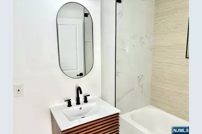 181 Washington Street, Trenton, NJ 08611 - Photo 8