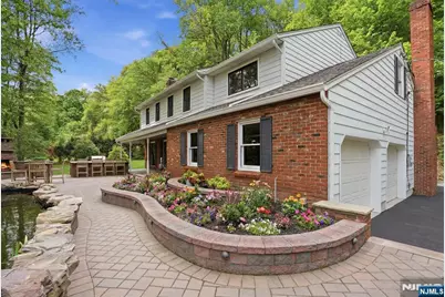 219 W Saddle River Road, Saddle River, NJ 07458 - Photo 4