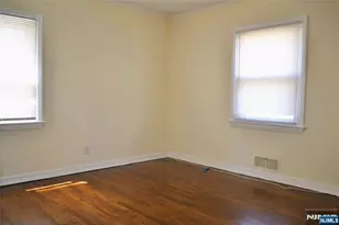495 Mt Prospect Ave, Clifton, NJ 07012 - Photo 8